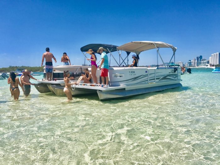 Miami boat rent beach hopping tour