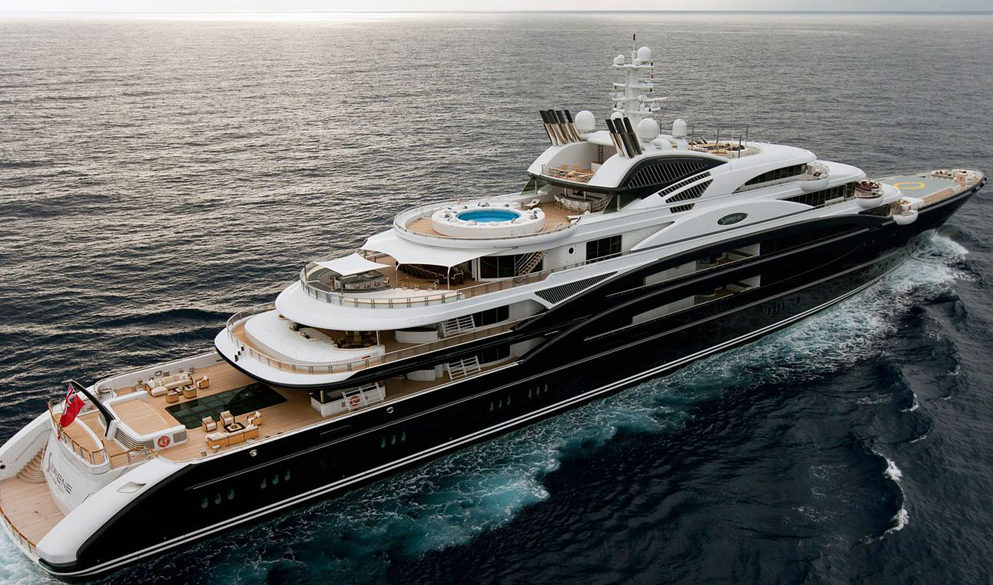 Luxury yacht rental at www.boat.me